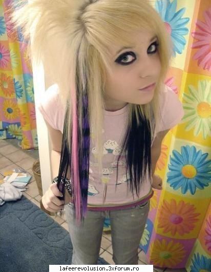 in primu rand da,sunt emo :p
in al doilea mz d :rusine:  sarah barbie girl