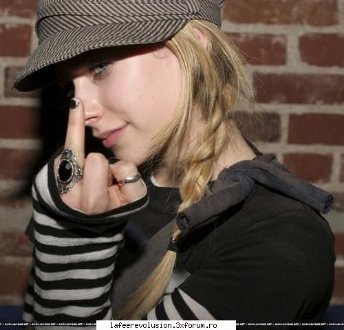 hey avril :dinti: photo gallery